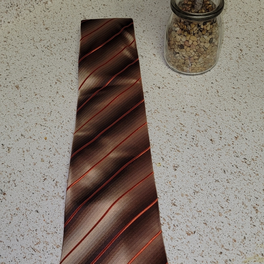Tie